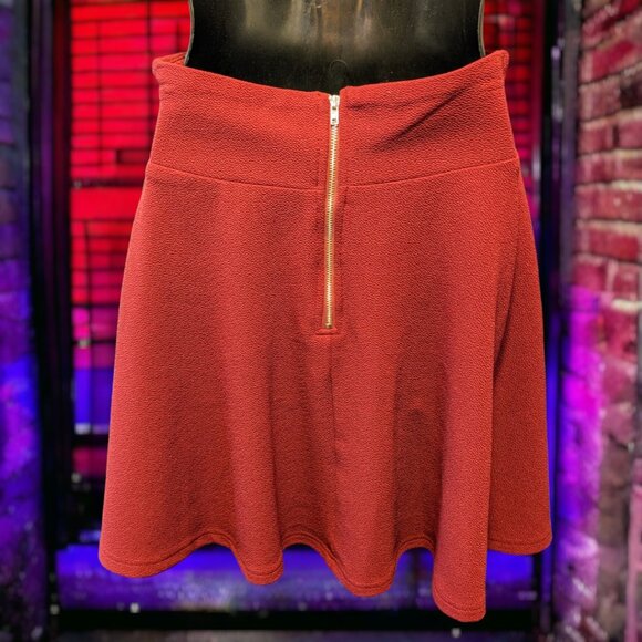 Red Ladies Skirt - Picture 2 of 6